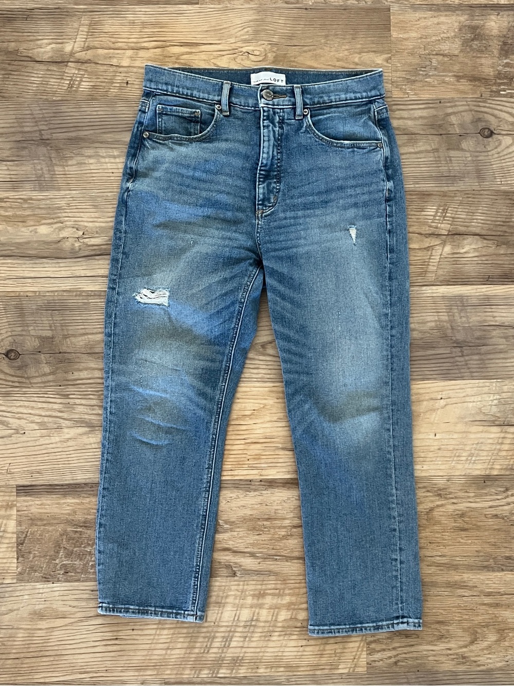 LOFT Mid-Rise Straight Leg Crop Jeans Distressed Blue Size 6 Petite/28 Petite